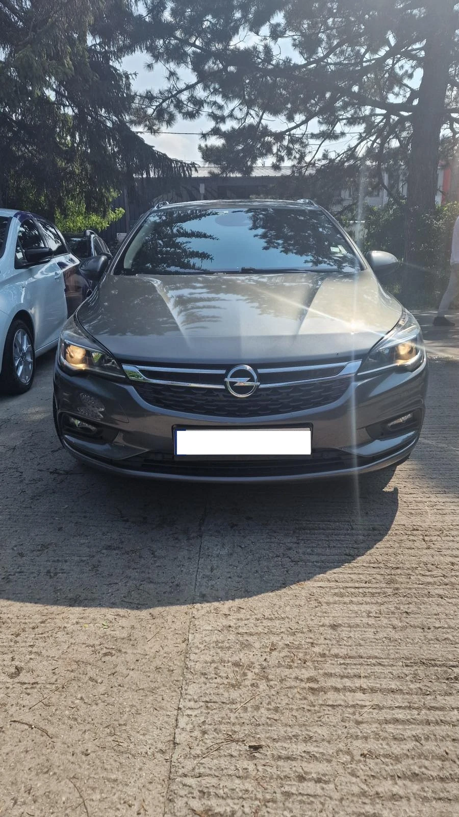Opel Astra 1.6 CDTI Автоматик, снимка 6 - Автомобили и джипове - 56687214