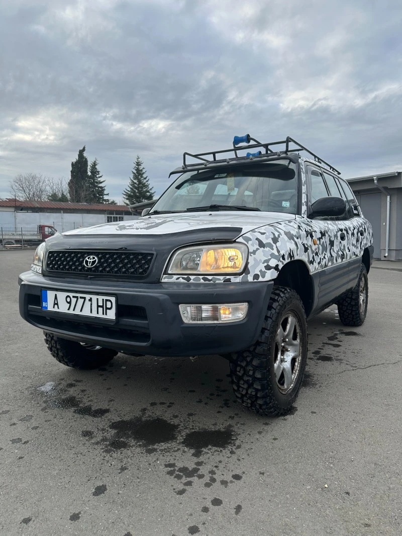 Toyota Rav4, снимка 1 - Автомобили и джипове - 47171910