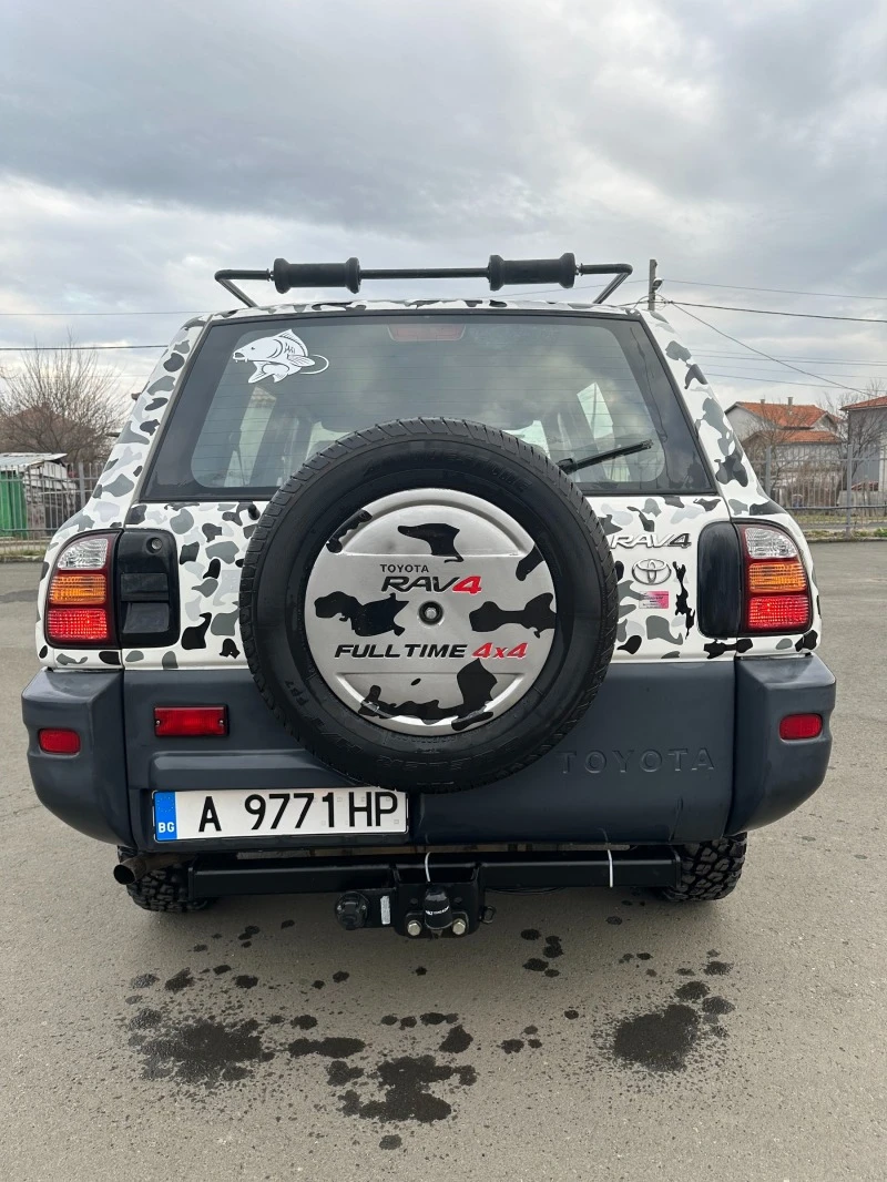 Toyota Rav4, снимка 6 - Автомобили и джипове - 47171910