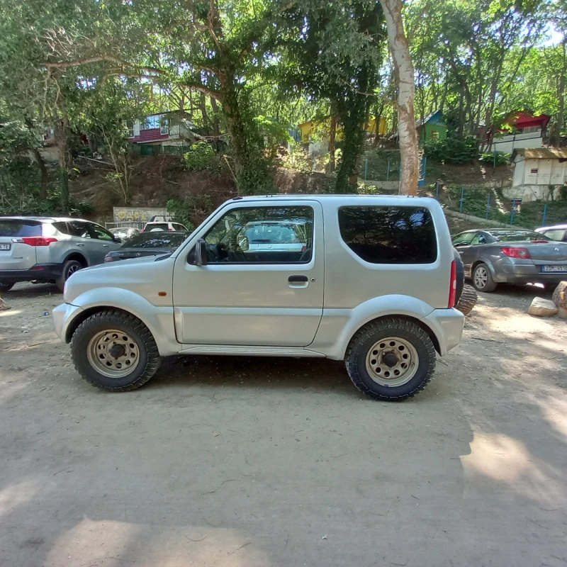 Suzuki Jimny, снимка 5 - Автомобили и джипове - 47139938