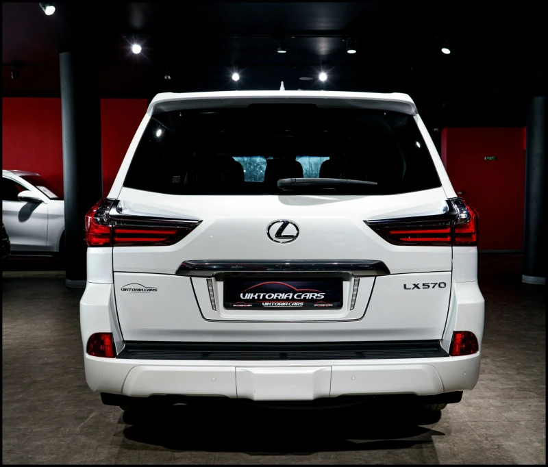 Lexus LX 570 V8* AWD* 7местен* MarkLevinson, снимка 5 - Автомобили и джипове - 48992497