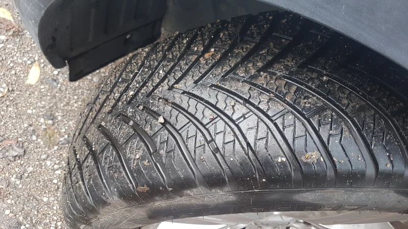 Kia Sportage 2.0GRDI, снимка 16 - Автомобили и джипове - 52465883