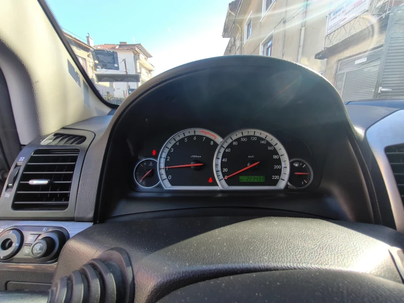 Chevrolet Captiva, снимка 16 - Автомобили и джипове - 52694495