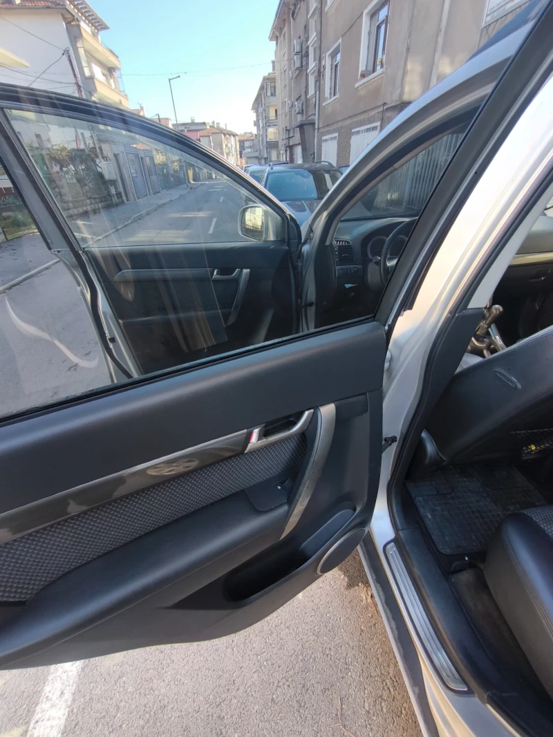 Chevrolet Captiva, снимка 14 - Автомобили и джипове - 52694495