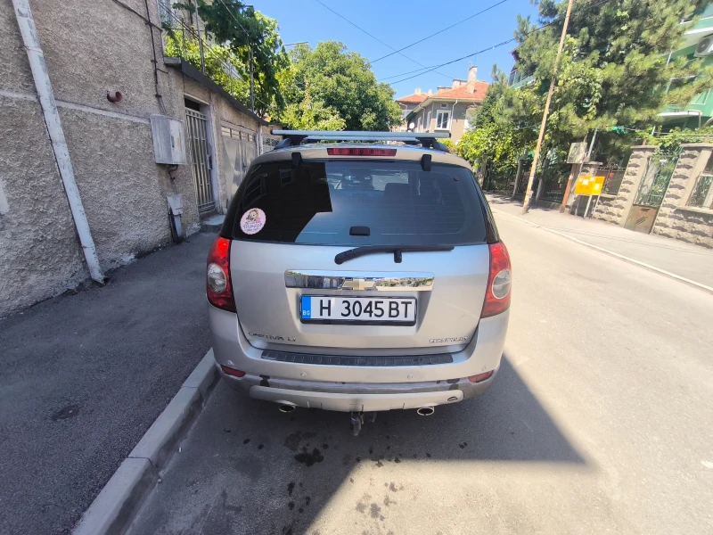 Chevrolet Captiva, снимка 9 - Автомобили и джипове - 52694495