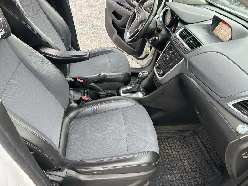 Opel Mokka, снимка 9 - Автомобили и джипове - 53089329