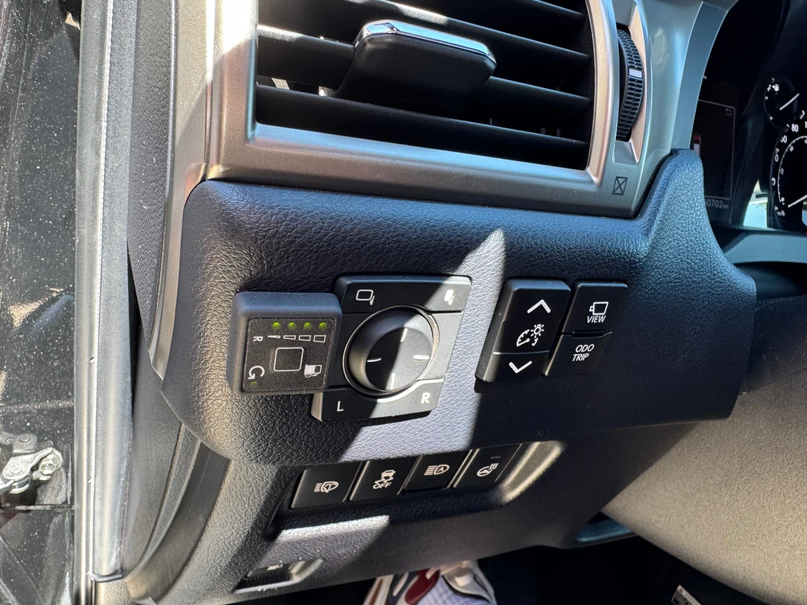 Lexus GX 460 4.6L V8* Luxury* 7 места* Газов инж. - изображение 6