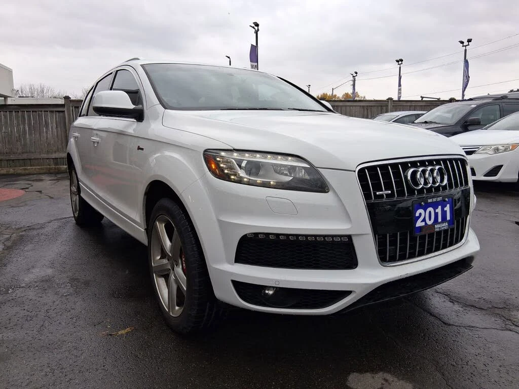 Audi Q7 * АВТО КРЕДИТ* ЦЕНА ДО БГ * СЕРВИЗНА ИСТОРИЯ *  - изображение 3
