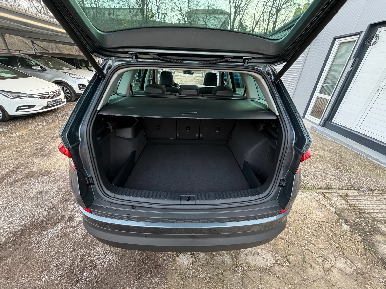 Skoda Kodiaq 2.0TDI* DSG* 4x4* FULL* 190ks* PANORAMA | Mobile.bg � ����������� 8