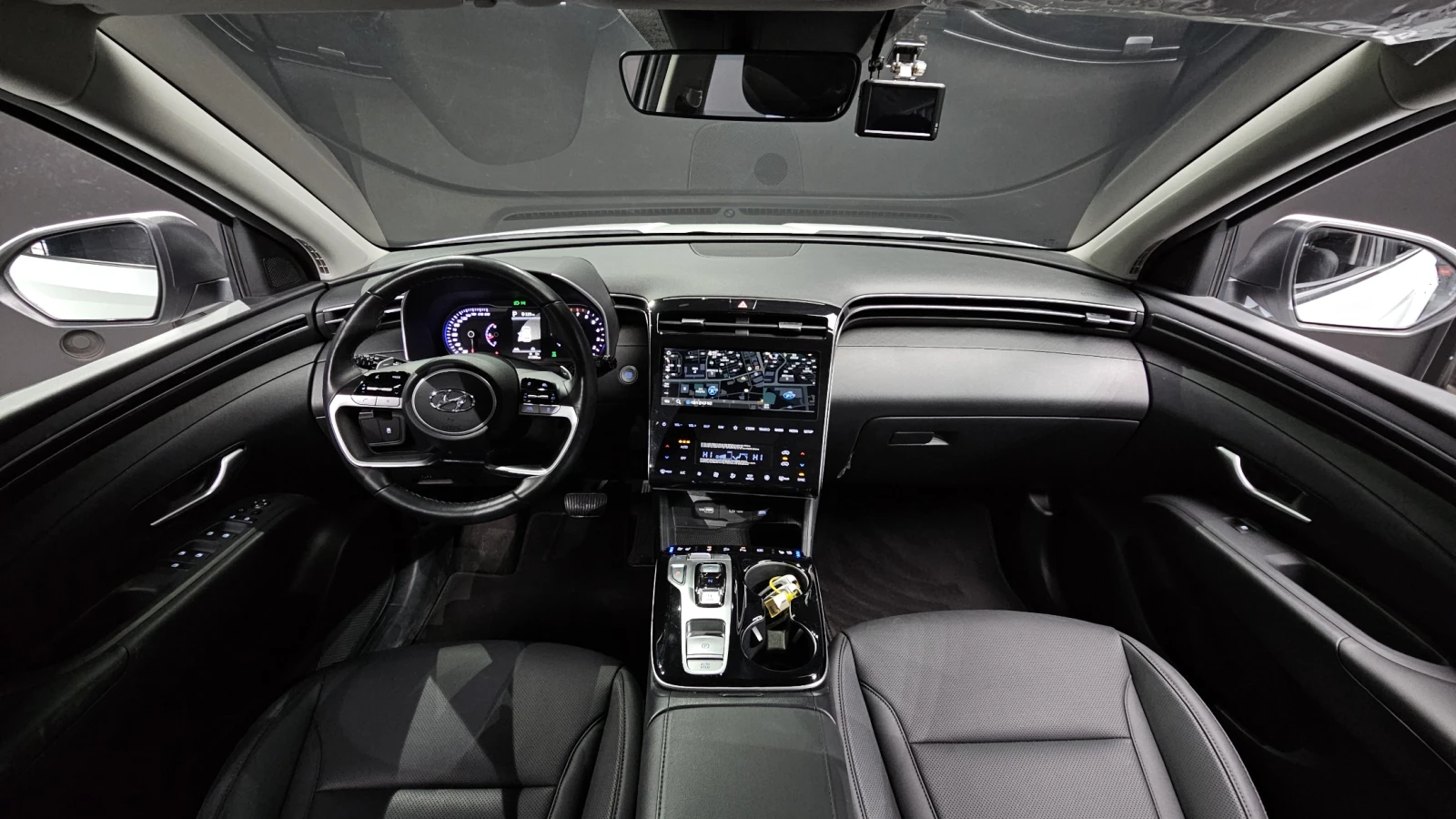 Hyundai Tucson 1.6T/4x4/Пълна сервизна история !!! - изображение 6