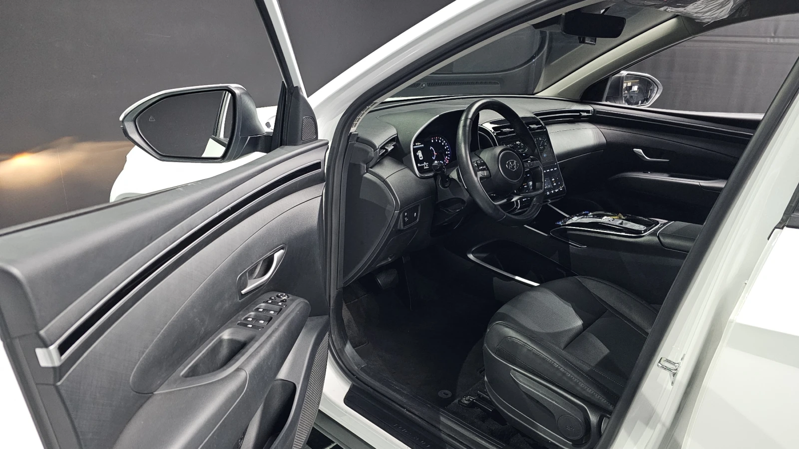 Hyundai Tucson 1.6T/4x4/Пълна сервизна история !!! - изображение 5