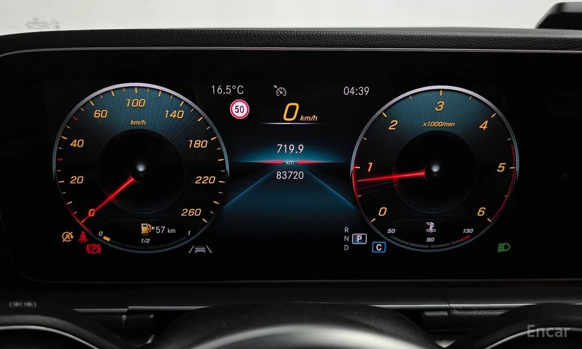 Mercedes-Benz GLE 300 ПАМЕТ* КАМЕРА* ВЪЗДУХ* СЛЕДЕНЕ НА ЛЕНТИ, снимка 9 - Автомобили и джипове - 53964061