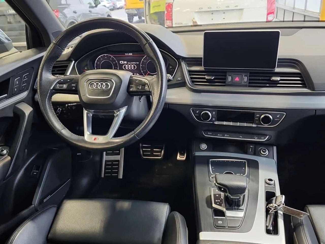 Audi Q5 S LINE/TECHNIK/ПАНО/2 КЛЮЧА/CARFAX/ФИНАНСИРАНЕ, снимка 9 - Автомобили и джипове - 54673146