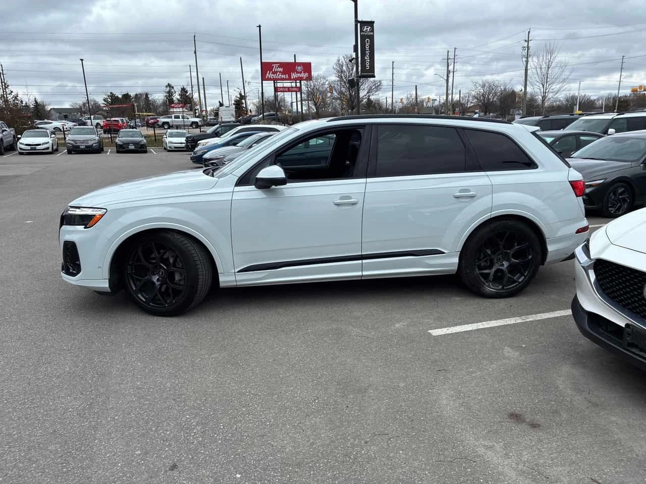 Audi Q7 TECHNIK QUATTRO * 360 КАМЕРА* ОБДУХВАНЕ* ПАНОРАМА*, снимка 3 - Автомобили и джипове - 55458977