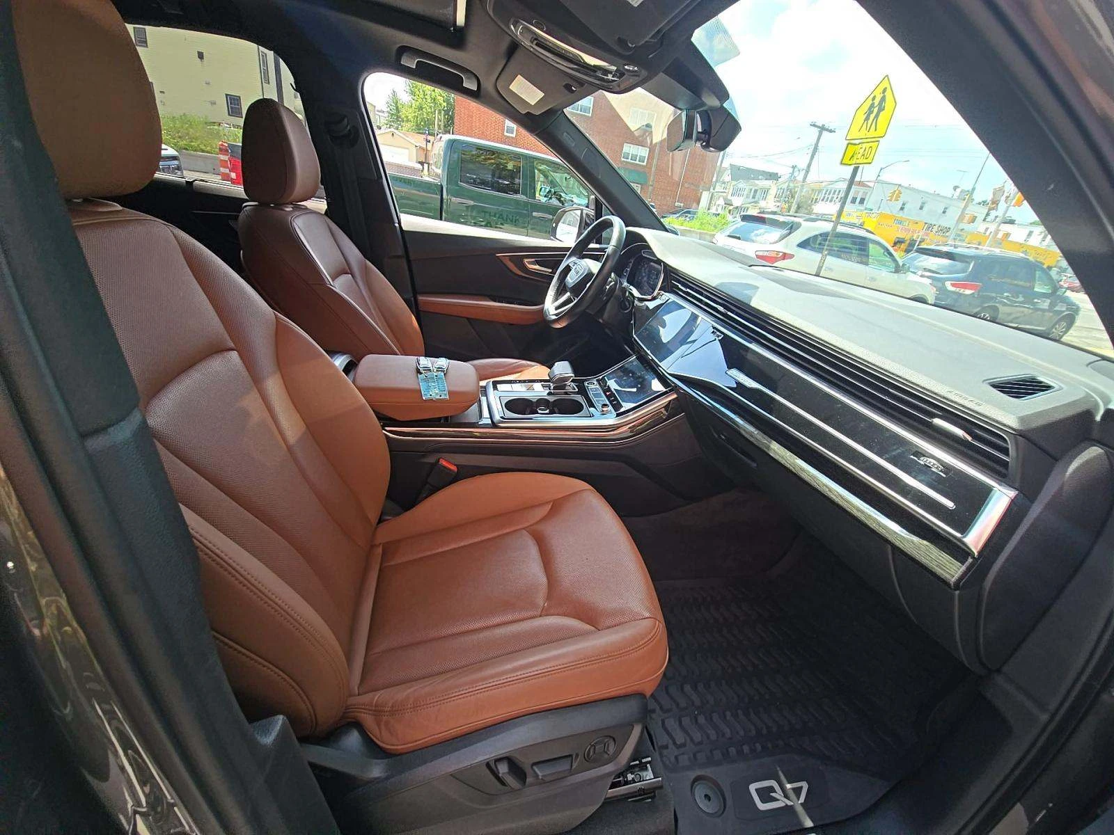 Audi Q7 2021* PRESTIGE* 7PASS* PANO* MATRIX* DIS* КРАЙНА Ц, снимка 8 - Автомобили и джипове - 55611433