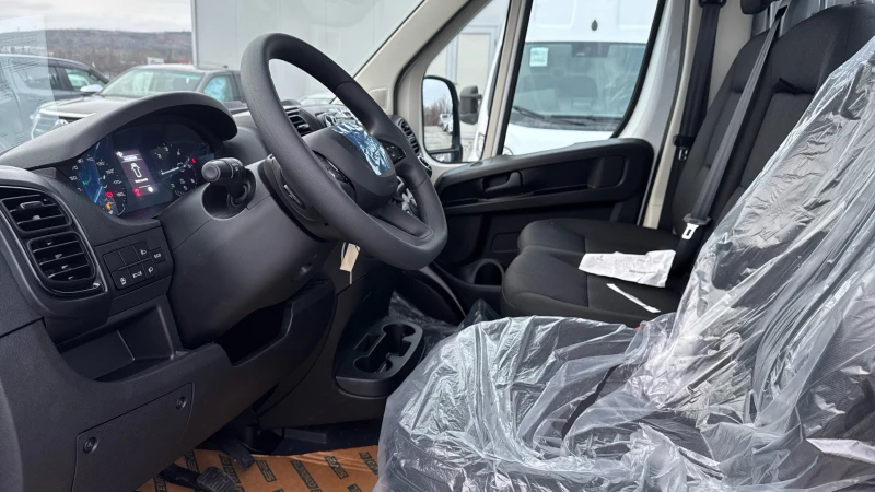 Toyota Proace Max Max Chassis 2.2 D, снимка 12 - Бусове и автобуси - 53256615