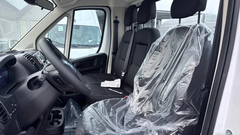 Toyota Proace Max Max Chassis 2.2 D, снимка 11 - Бусове и автобуси - 53256615