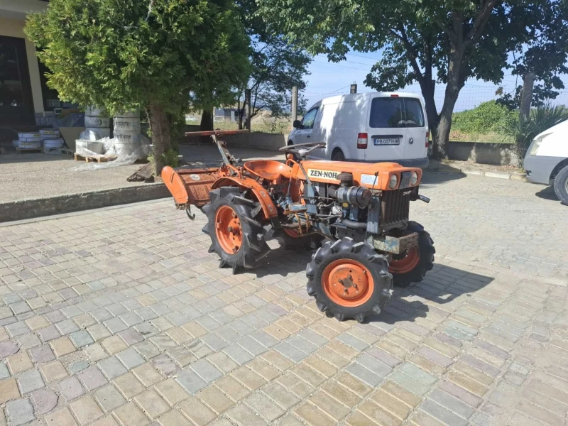 Трактор Kubota B 7000