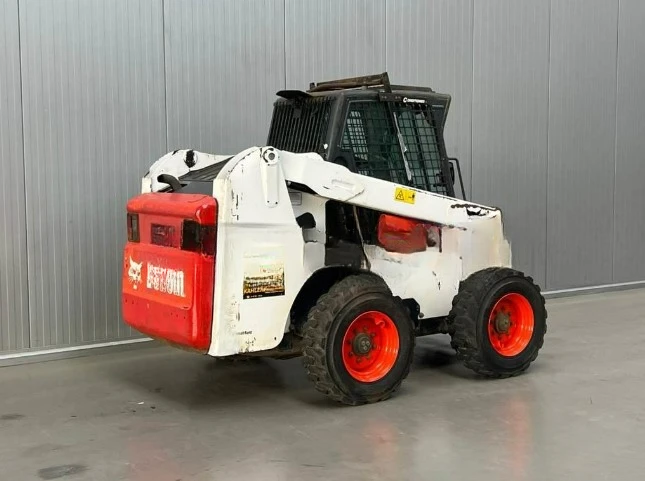 Мини челни товарачи Bobcat S220, снимка 1 - Индустриална техника - 47718134