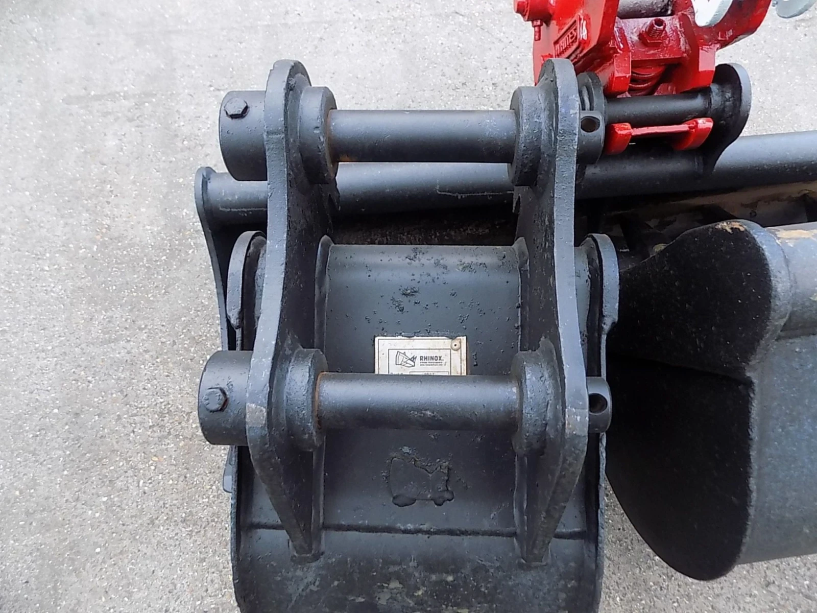 Багер Takeuchi TB 23R - изображение 7