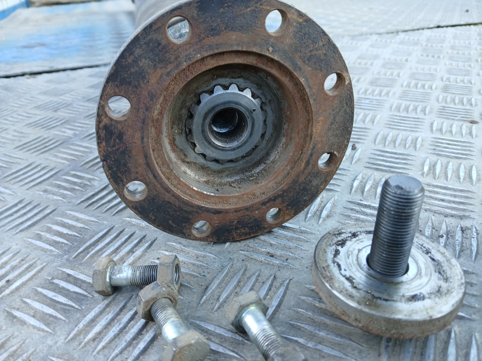 ������ �� �������� 814,817, | Mobile.bg � ����������� 10