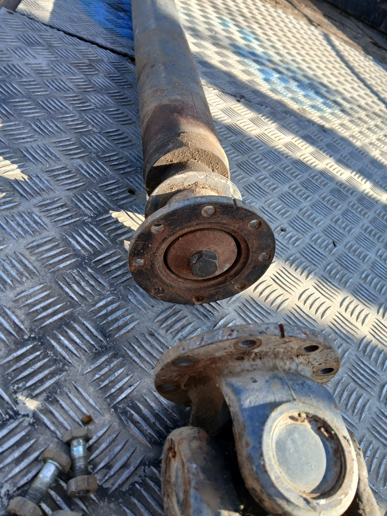 ������ �� �������� 814,817, | Mobile.bg � ����������� 2