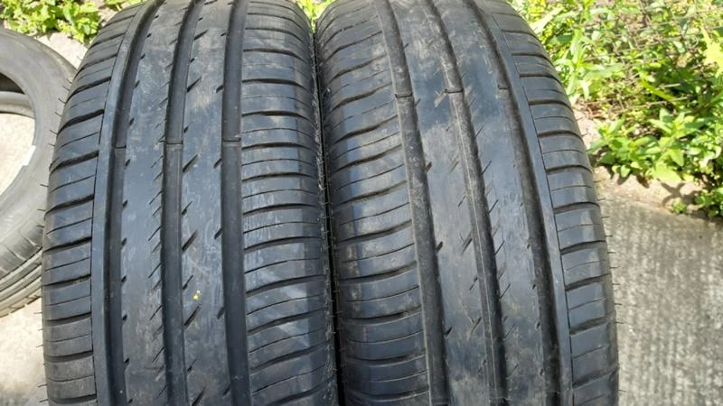 Гуми Летни 225/40R18, снимка 1 - Гуми и джанти - 29254694