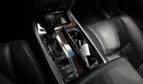 Honda Legend 3.6 V6/ОБДУХВАНЕ/ЩОРА/360 КАМЕРИ, снимка 8