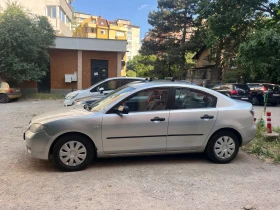 Обява за продажба на Mazda 3 Бензин+ Газ/Клима/НовиГуми/Всичко Платено ~2 700 лв. - изображение 1