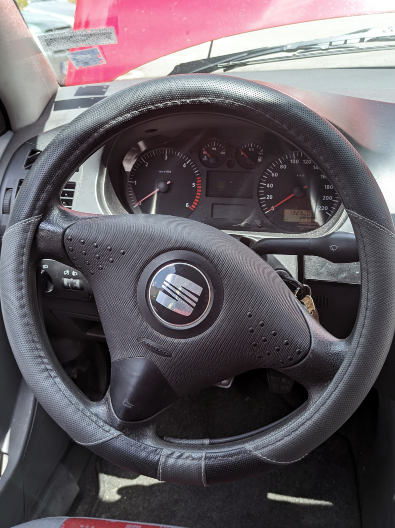 Seat Ibiza 1.9 SDI, снимка 10 - Автомобили и джипове - 45914543