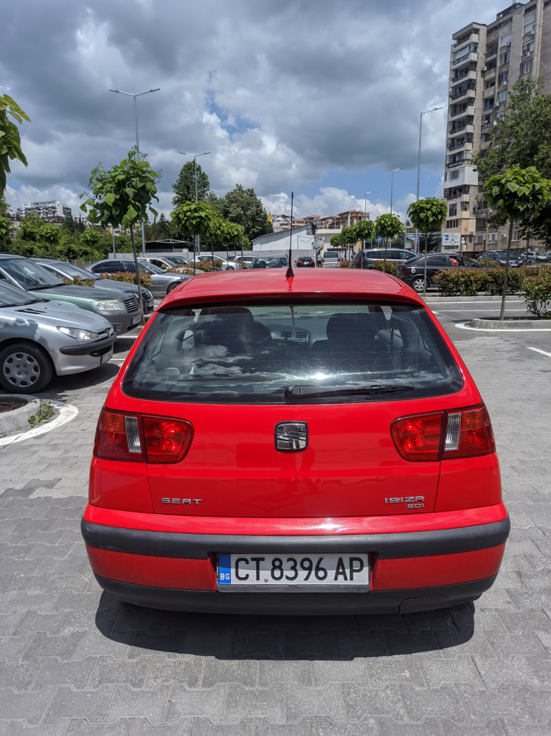 Seat Ibiza 1.9 SDI, снимка 7 - Автомобили и джипове - 45914543