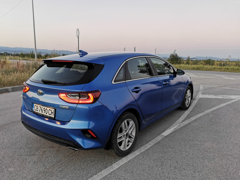 Kia Ceed Executive 1.0 T-GDI Mild-Hybrid(MHEV), снимка 4 - Автомобили и джипове - 46496643