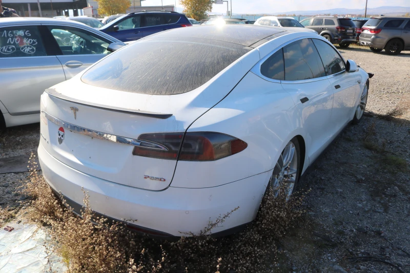 Tesla Model S P85D, снимка 4 - Автомобили и джипове - 47796456