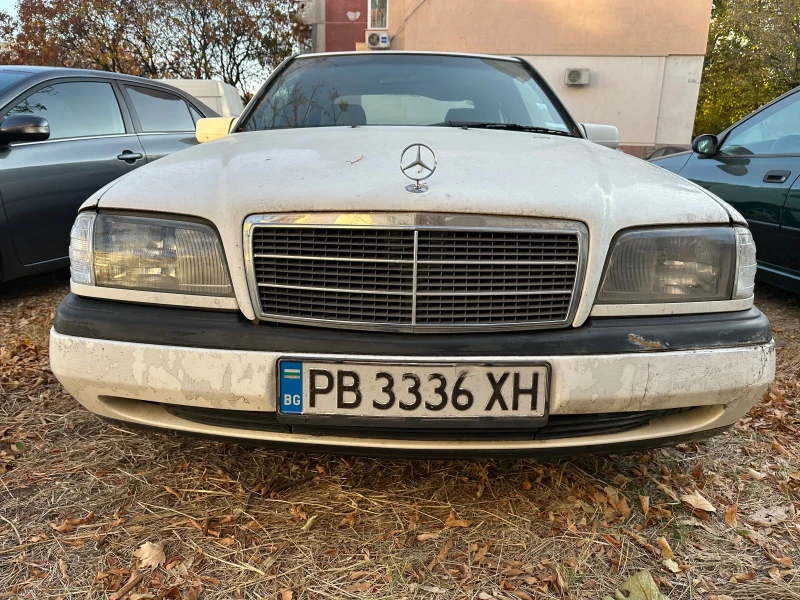 Mercedes-Benz C 200, снимка 11 - Автомобили и джипове - 47911057