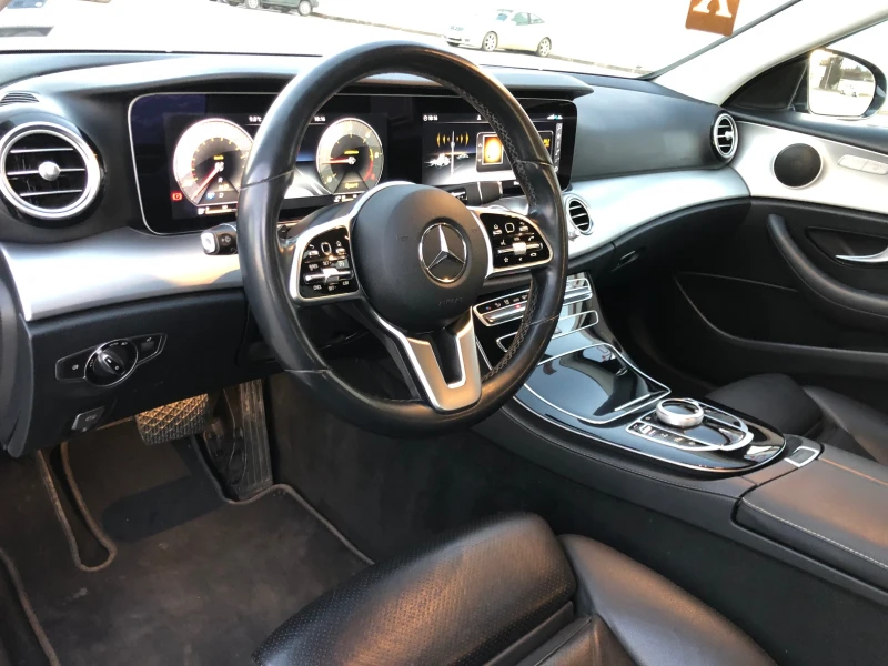 Mercedes-Benz E 200 Park assist-Podgrev-9G tronic-Digital-Led-12.2019g, снимка 8 - Автомобили и джипове - 49364084