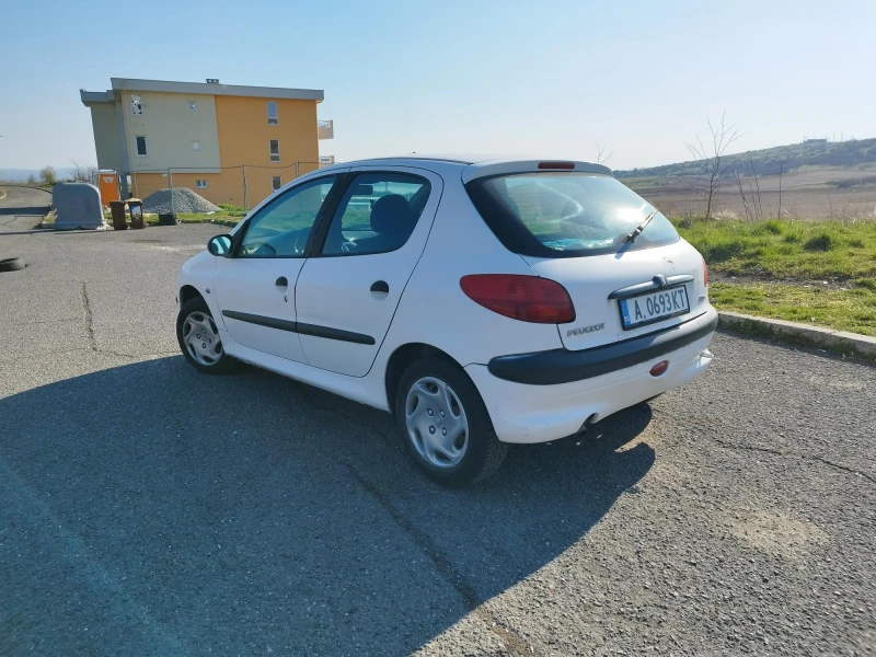 Peugeot 206, снимка 1 - Автомобили и джипове - 49590127