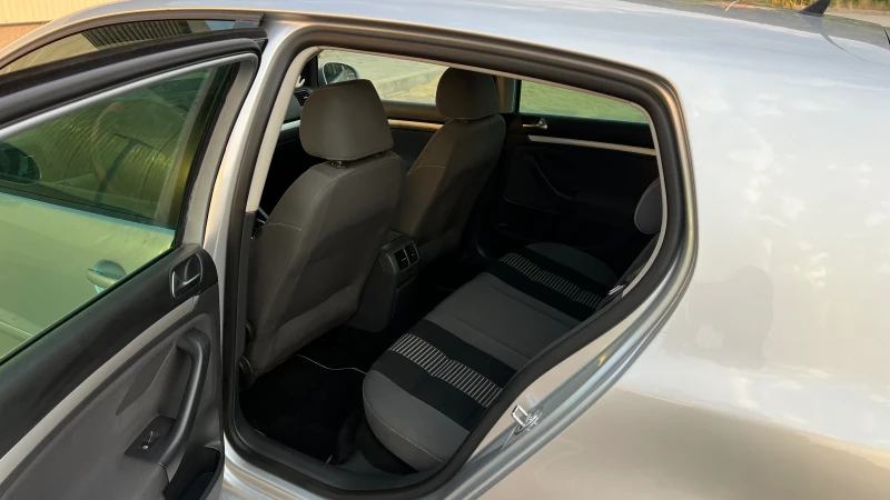 VW Golf 1.4 + Газова уредба, снимка 8 - Автомобили и джипове - 50920293