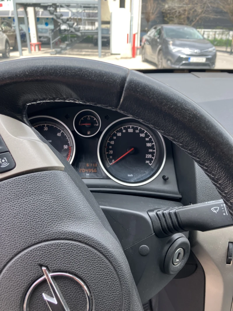 Opel Astra, снимка 10 - Автомобили и джипове - 52047017
