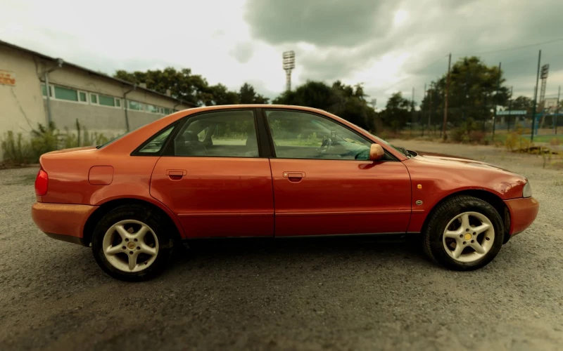 Audi A4, снимка 3 - Автомобили и джипове - 52665091