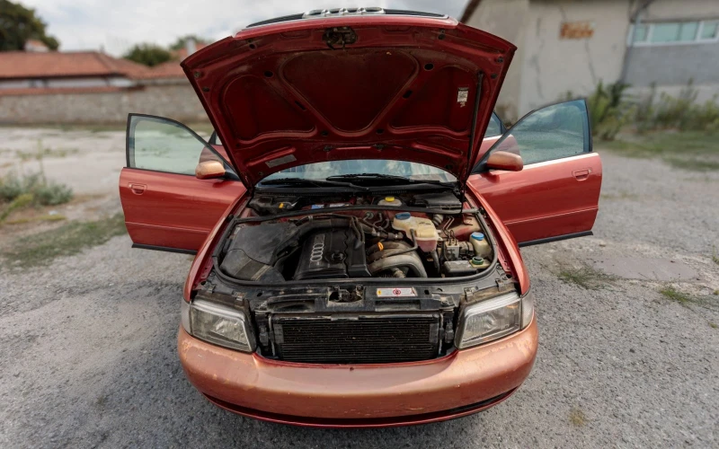 Audi A4, снимка 11 - Автомобили и джипове - 52665091