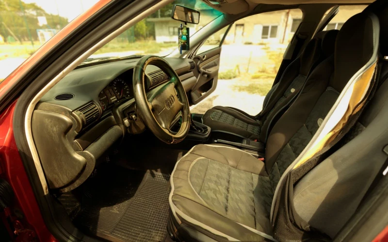 Audi A4, снимка 7 - Автомобили и джипове - 52665091