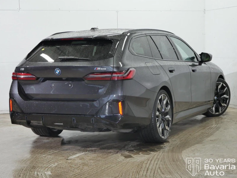 BMW i5 M60 xDrive Touring, снимка 3 - Автомобили и джипове - 52788057