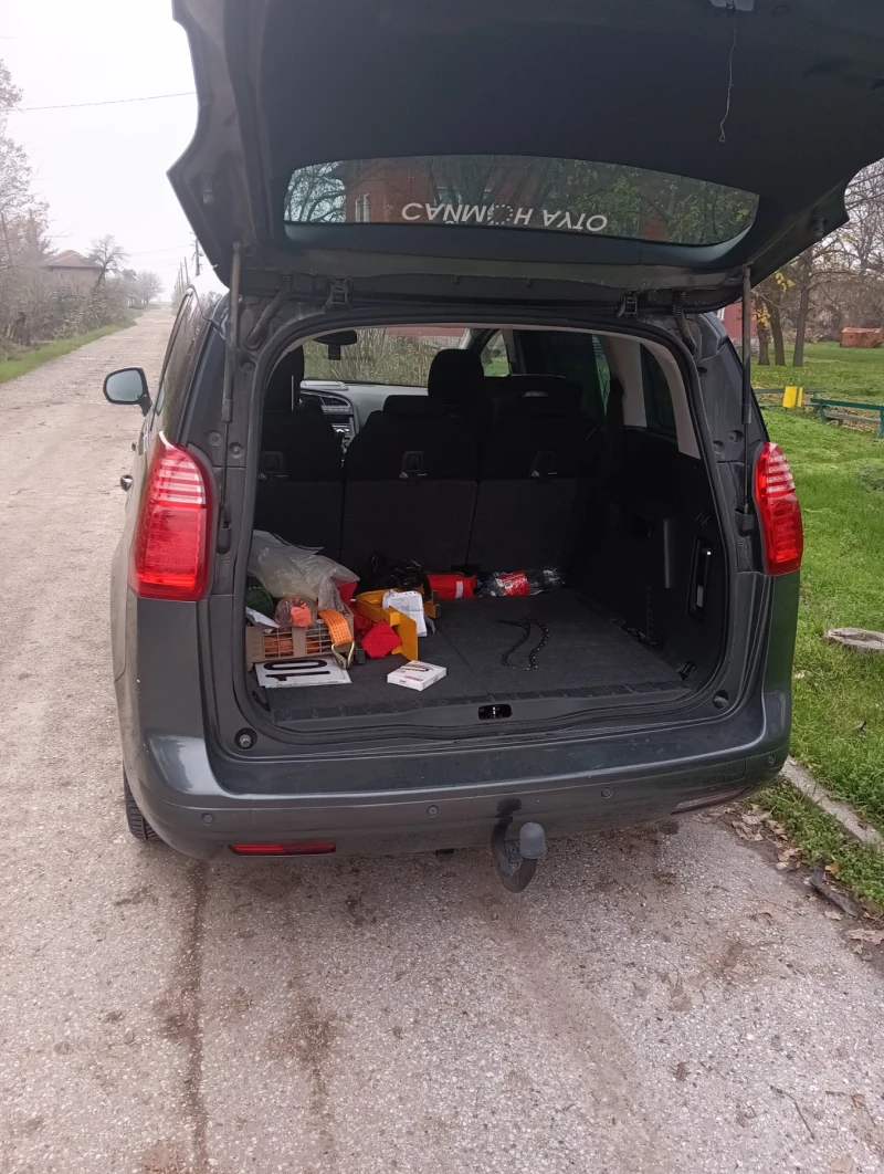 Peugeot 5008, снимка 7 - Автомобили и джипове - 53091624