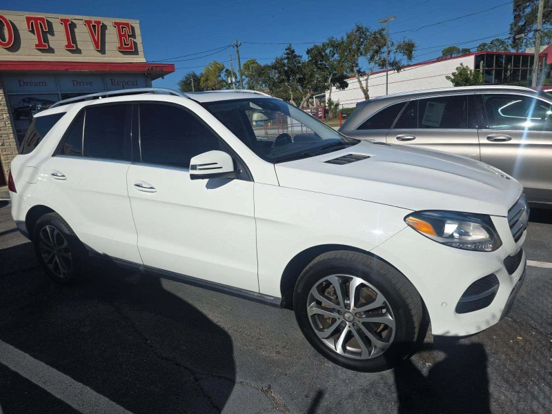 Mercedes-Benz CLC 350, снимка 4 - Автомобили и джипове - 53345641