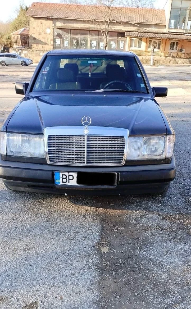 Mercedes-Benz 124, снимка 1 - Автомобили и джипове - 48146564