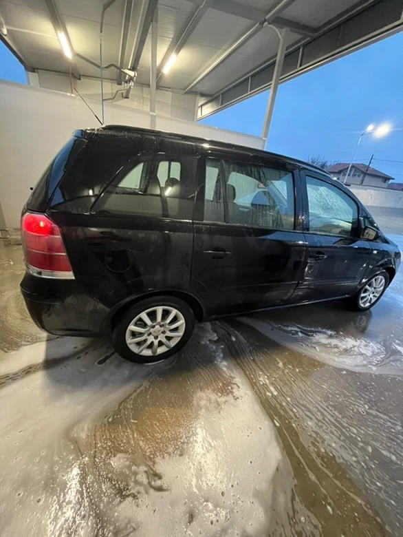 Opel Zafira, снимка 5 - Автомобили и джипове - 48643638