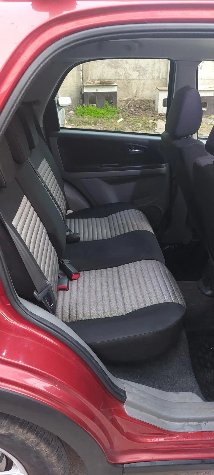 Suzuki SX4, снимка 6 - Автомобили и джипове - 53845387