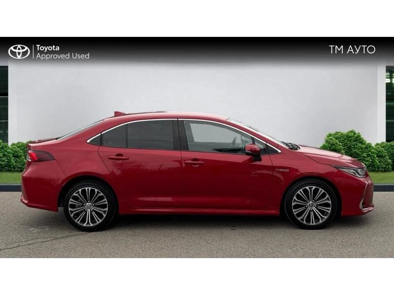 Toyota Corolla SDN 1.8HSD EXECUTIVE PLUS, снимка 17 - Автомобили и джипове - 53900503