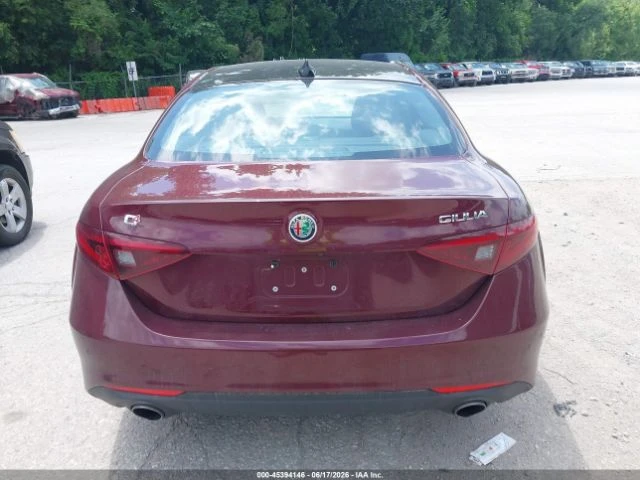 Alfa Romeo Giulia * TI* AWD* КОЖА* ПОДГРЕВ* NAVI* LED* , снимка 15 - Автомобили и джипове - 55130197