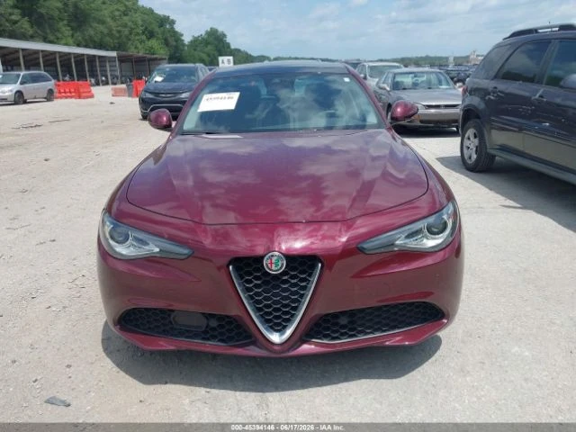 Alfa Romeo Giulia * TI* AWD* КОЖА* ПОДГРЕВ* NAVI* LED* , снимка 11 - Автомобили и джипове - 55130197